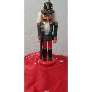 Traditional Nutcracker Solider-Style figure Green